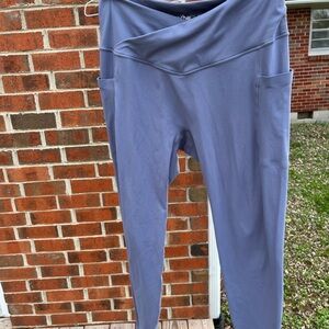 Stylish Blue High-Waisted Leggings